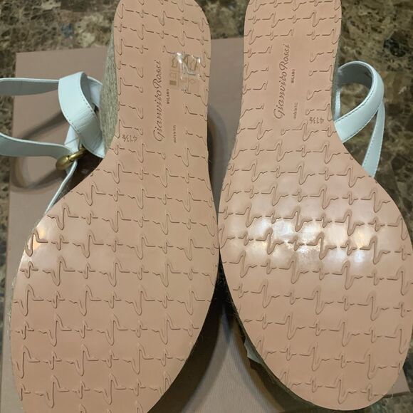 Gianvito Rossi Solana Buckle Napa Wedge Platform Sandals White Size 41.5/11.5 - Picture 8 of 12